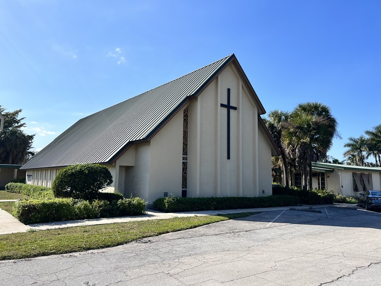 491 E Main St, Pahokee, FL for sale - Building Photo - Image 1 of 6