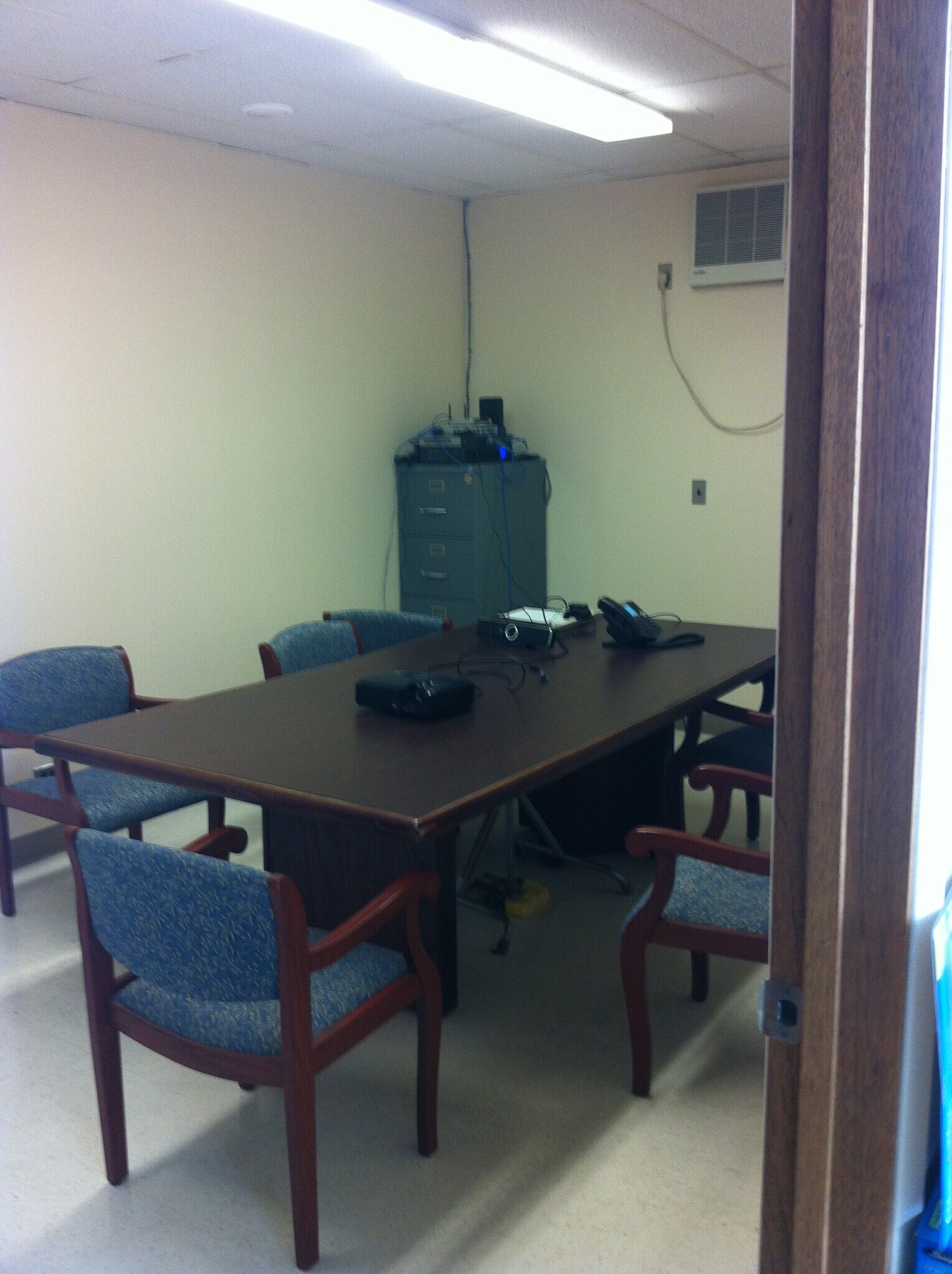 180 Kinoole St, Hilo, HI 96720 Hilo Plaza Building