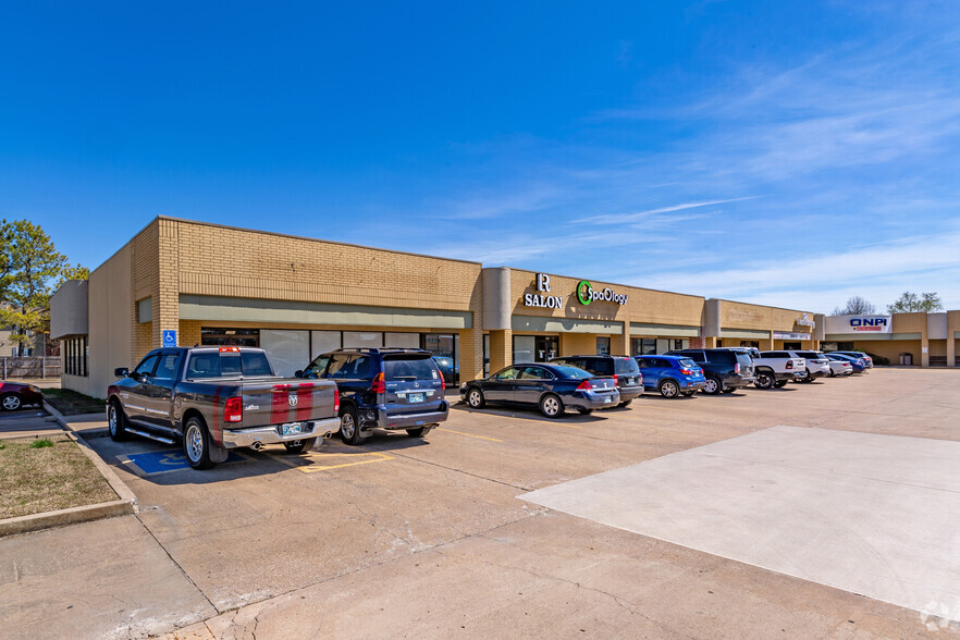 1091-1181 S Aspen Ave, Broken Arrow, OK for lease - Building Photo - Image 2 of 5