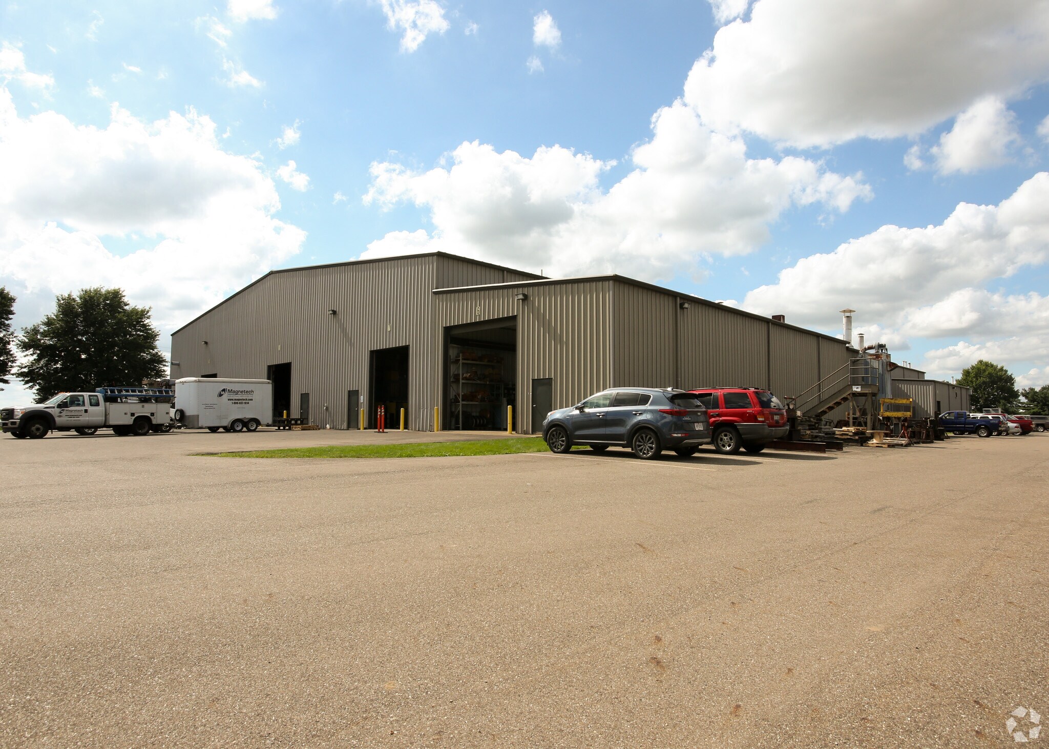 800 Nave Rd SE, Massillon, OH for sale Primary Photo- Image 1 of 1