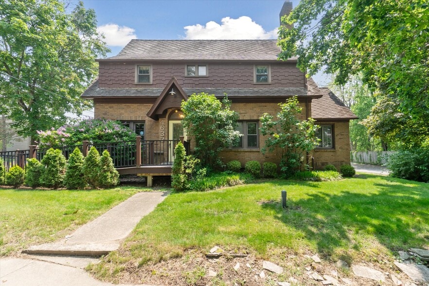 4632 Okemos Rd, Okemos, MI for sale - Building Photo - Image 3 of 50