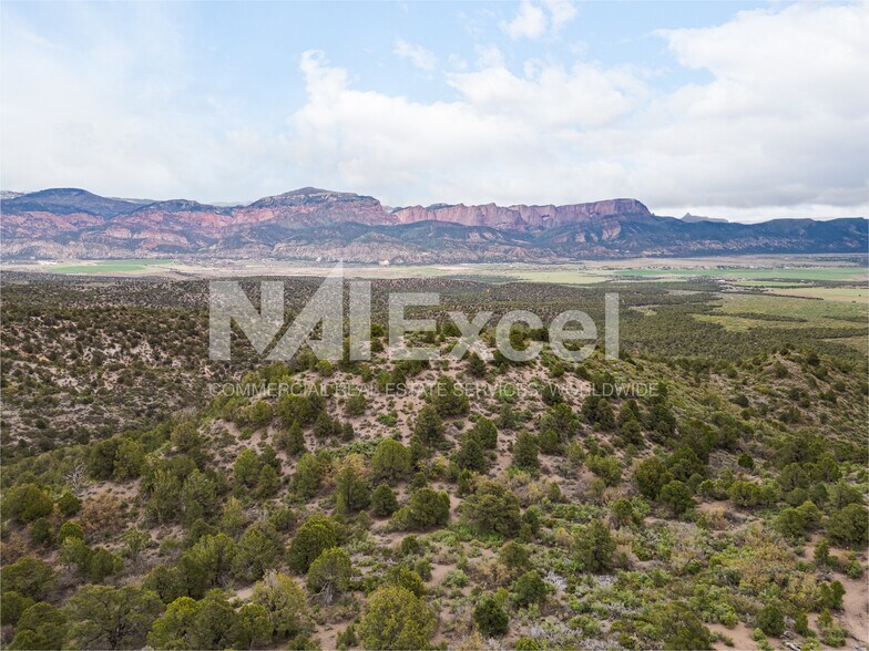 Approx 3000 N 1600 E, New Harmony, UT 84757 - 360 Degree Mountain ...