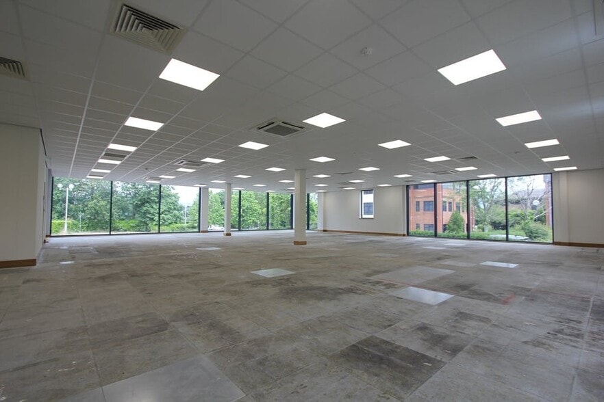 Parkway, Fareham for lease - Building Photo - Image 3 of 11