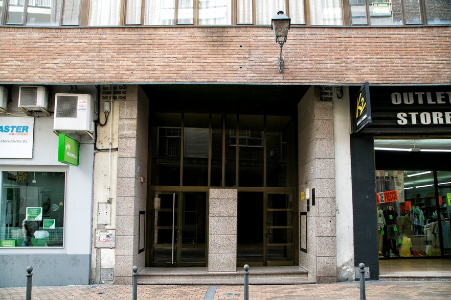 Calle del Sol, 32, Talavera de la Reina, Toledo for sale - Building Photo - Image 2 of 13