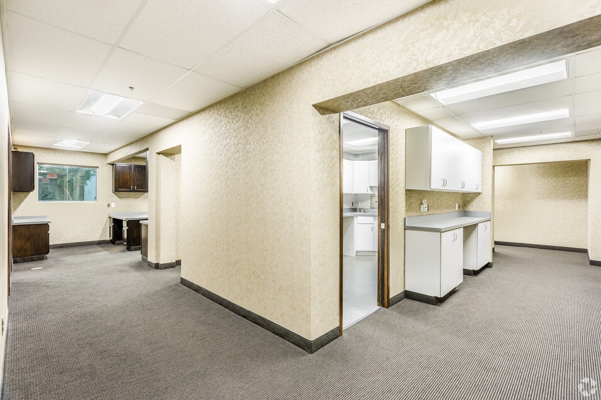 26400-w-12-mile-rd-southfield-mi-48034-franklin-pointe-medical