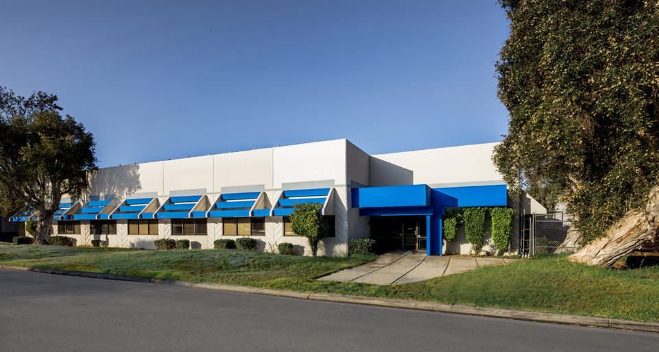 12601 Industry St, Garden Grove, CA for lease - Building Photo - Image 3 of 3