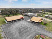 805-807 E Hall St, Bangs TX - Parking Garage