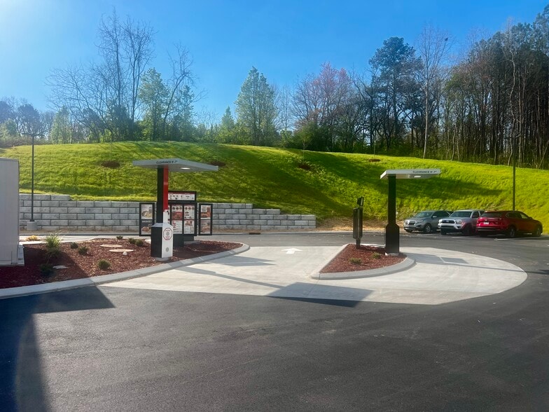 1220 Perimeter SE Dr, Cleveland, TN for sale - Building Photo - Image 2 of 5