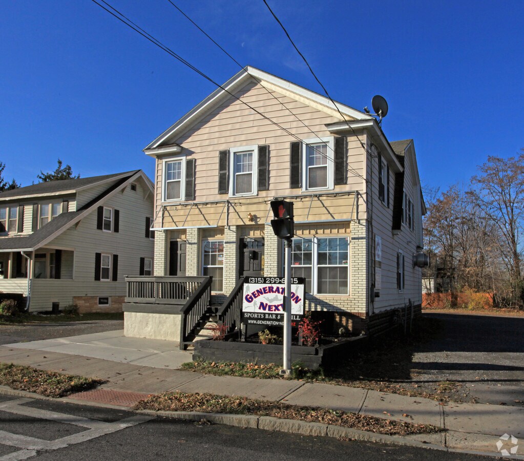 387 N Midler Ave, Syracuse, NY 13206