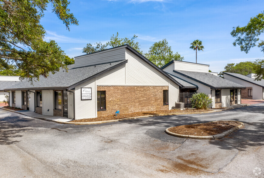 561 S Duncan Ave, Clearwater, FL for sale - Primary Photo - Image 1 of 49