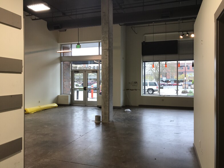 2 E Main St, Auburn, WA for lease - Interior Photo - Image 2 of 13