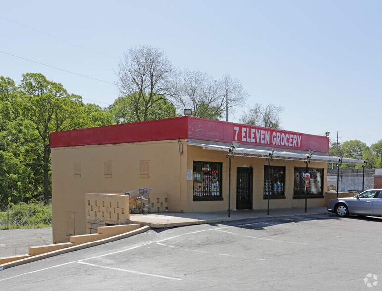 481 Clarendon Ave, Scottdale, GA 30079