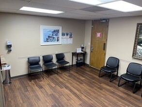 4950 San Bernardino St, Montclair, CA for lease Interior Photo- Image 2 of 8