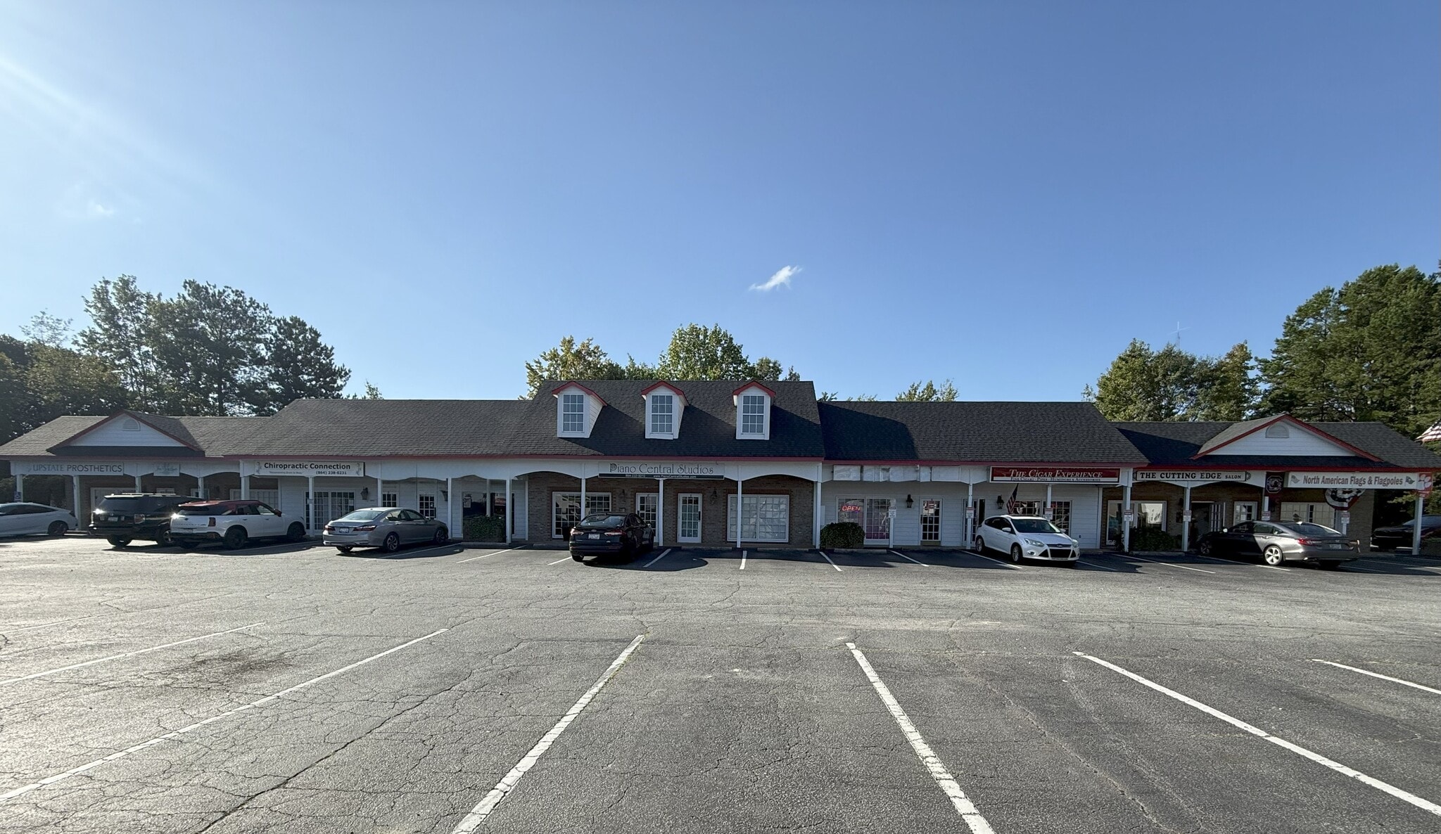 1622-1624 Woodruff Rd, Greenville, SC for lease Building Photo- Image 1 of 3
