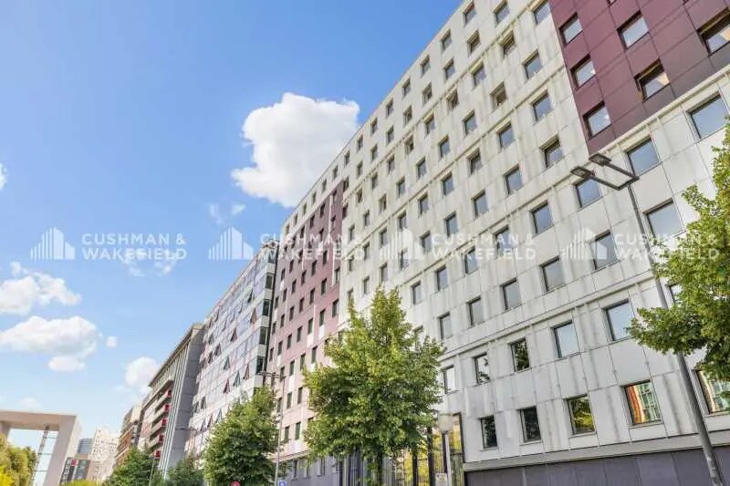 24 Boulevard De Pesaro, Nanterre for lease Building Photo- Image 1 of 11