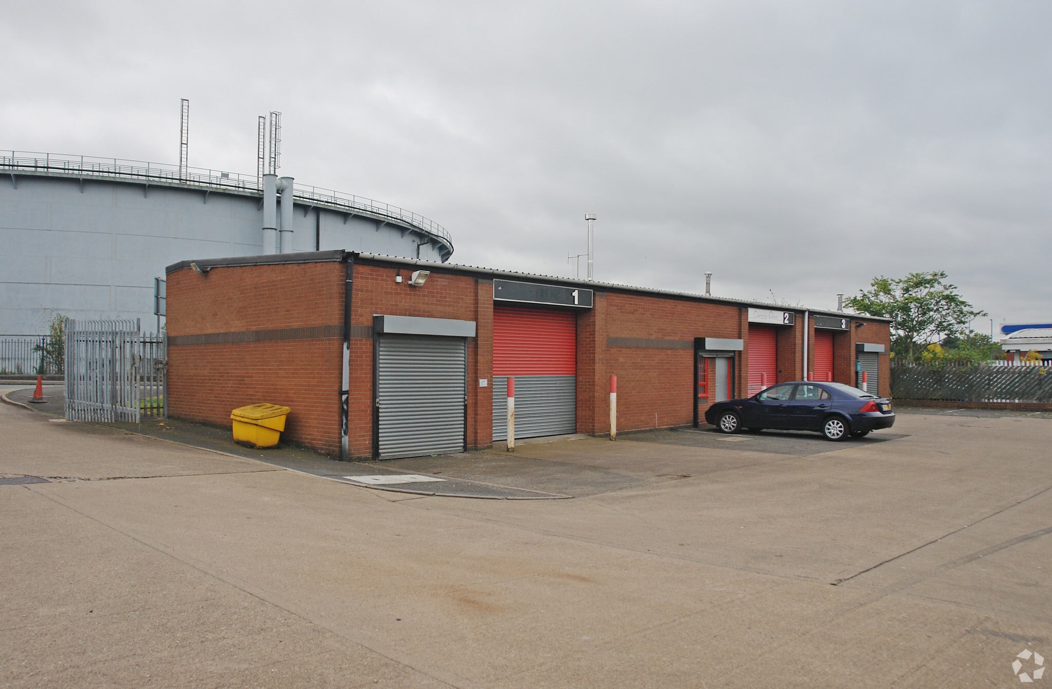 Swan Ln, West Bromwich for sale Primary Photo- Image 1 of 1