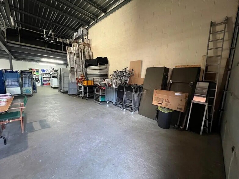 Flex in Morsang-sur-Orge for sale - Interior Photo - Image 1 of 7