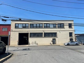 4232 Industrial Pl, Island Park - Warehouse