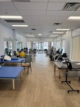 8975 W Golf Rd, Niles, IL for lease Interior Photo- Image 2 of 5