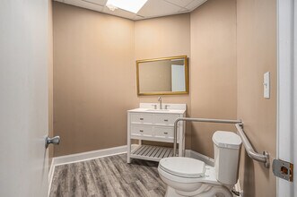 1915 Old Trolley Rd, Summerville, SC for lease Building Photo- Image 2 of 11