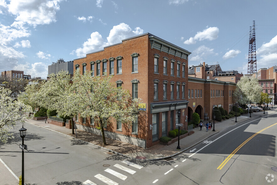 47-53 Water St, Norwalk, CT for lease - Primary Photo - Image 1 of 5