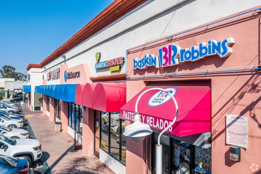 2661 E Florence Ave, Huntington Park, CA for sale - Building Photo - Image 2 of 12