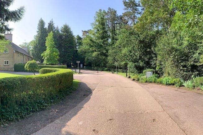 Burrough Ct, Burrough On The Hill for lease - Interior Photo - Image 2 of 6