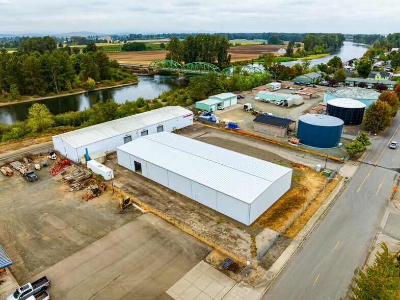 810 S 2nd St, Harrisburg, OR for sale - Building Photo - Image 3 of 63