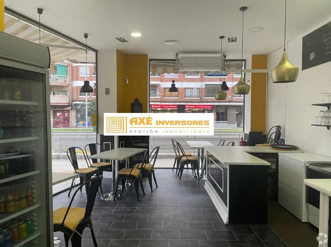 Retail in Sant Adrià de Besòs, Barcelona for lease Interior Photo- Image 1 of 5