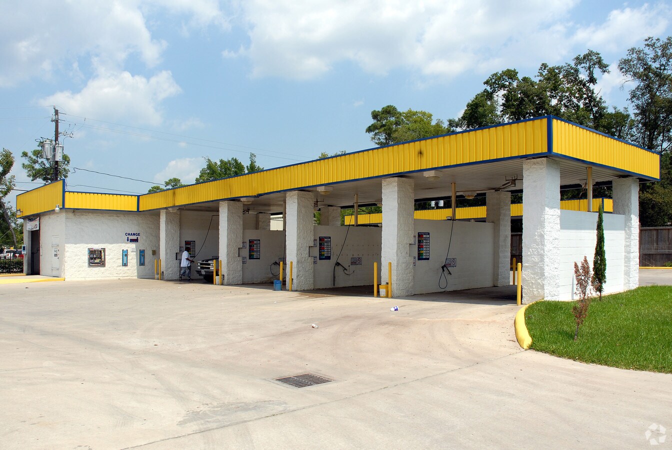 395 Maxey Rd, Houston, TX 77013