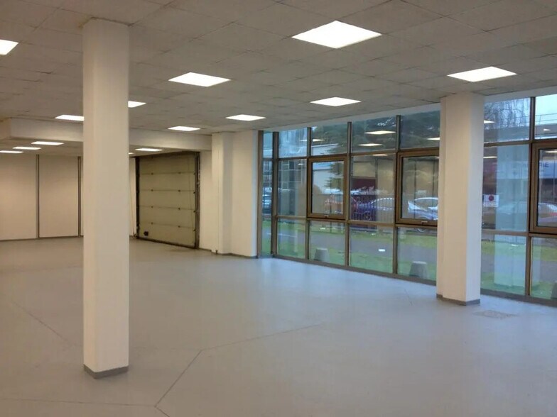 1-7 Rue Henri De France, Bezons for lease - Interior Photo - Image 3 of 10