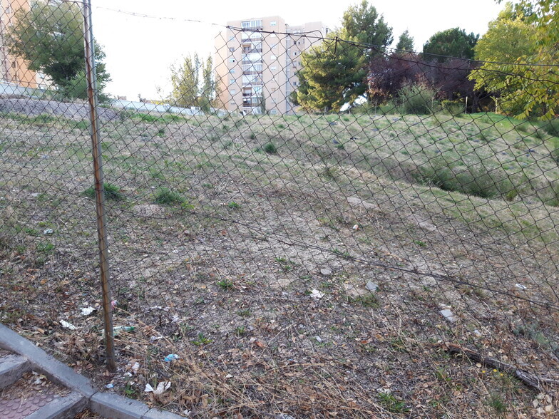 Land in Madrid, MAD for sale - Primary Photo - Image 1 of 3