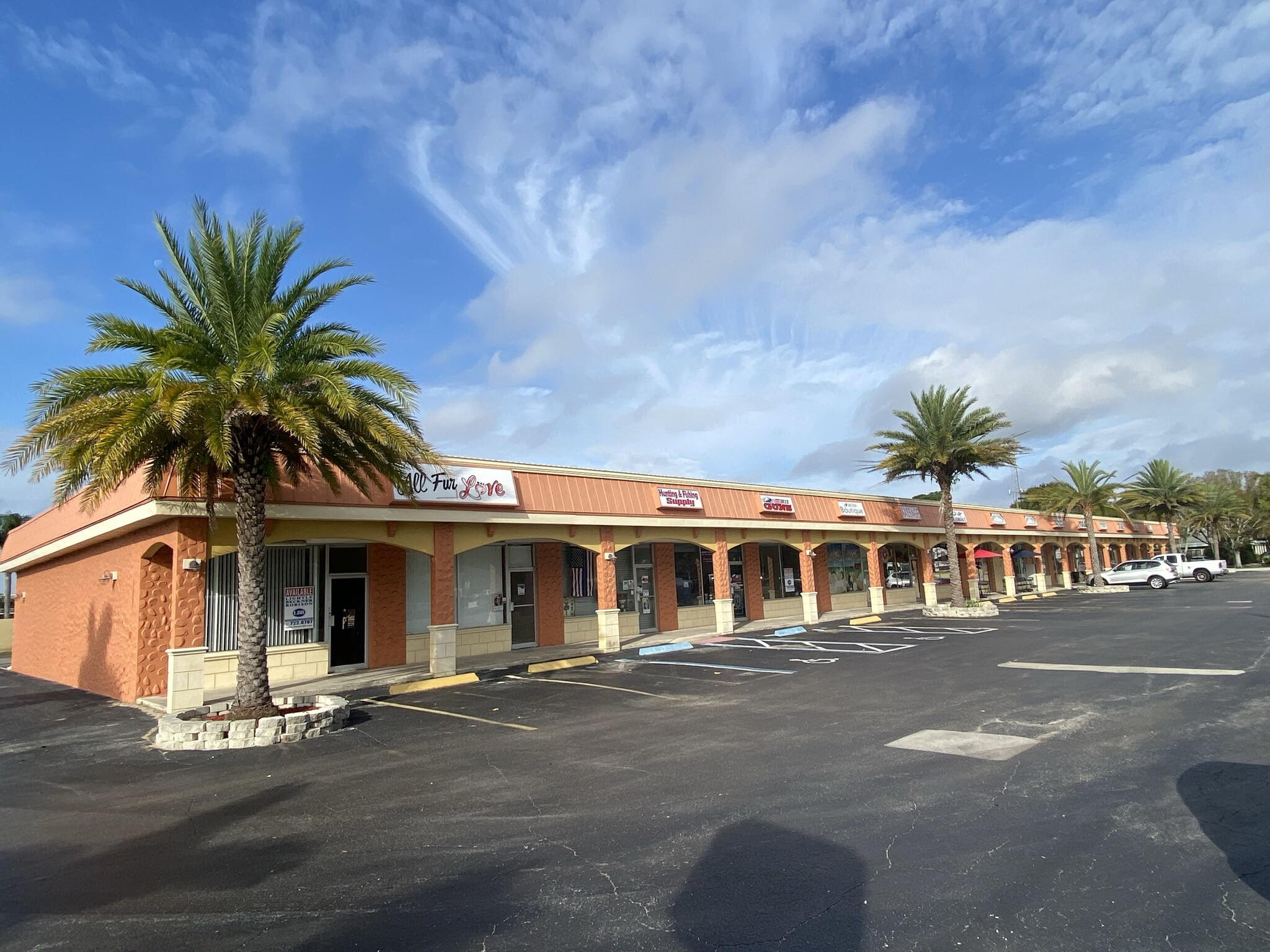 2137 N Courtenay Pky, Merritt Island, FL for lease Building Photo- Image 1 of 6