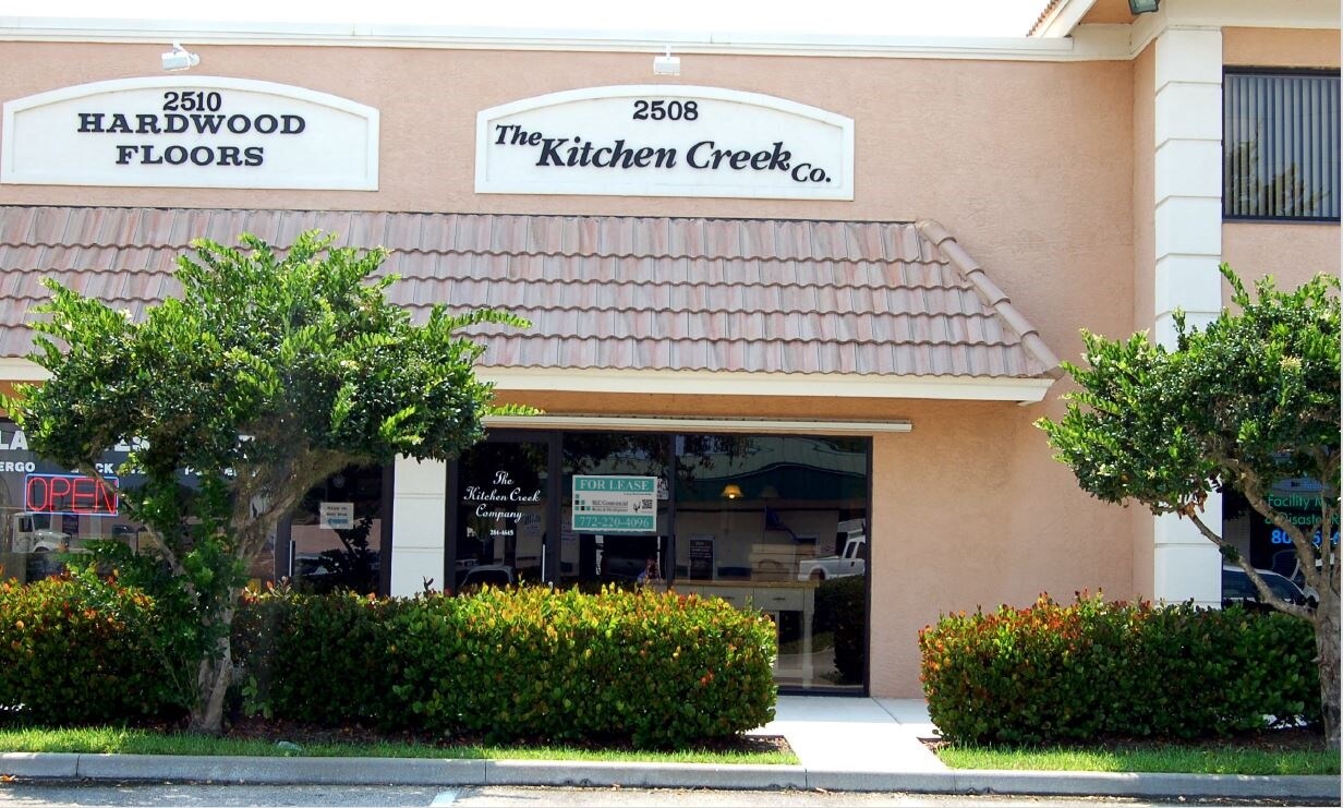 2502-2522 SE Willoughby Blvd, Stuart, FL for sale Building Photo- Image 1 of 1