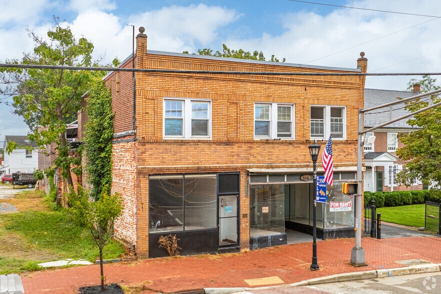 196-198 E Broadway, Salem, NJ for lease - Primary Photo - Image 1 of 5