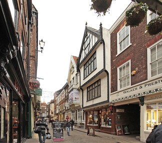 More details for 33 Stonegate, York - Retail for Sale