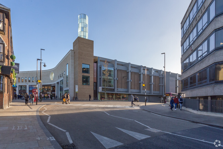 Leiden Sq, Oxford for lease - Primary Photo - Image 1 of 15