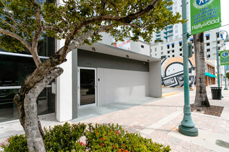 1911 Harrison St, Hollywood, FL for lease Building Photo- Image 1 of 13