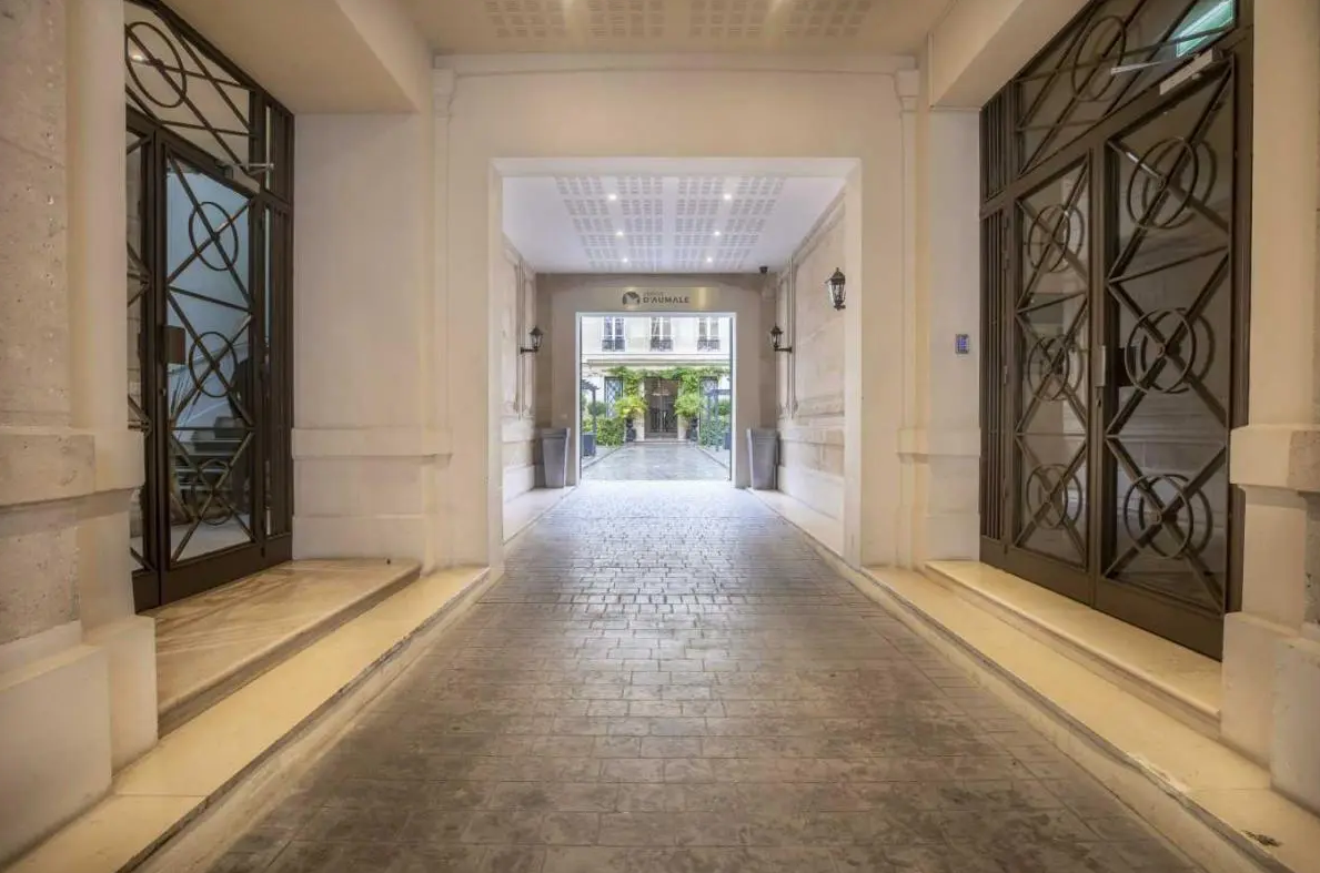 Coworking Space in Paris for lease Other- Image 1 of 5