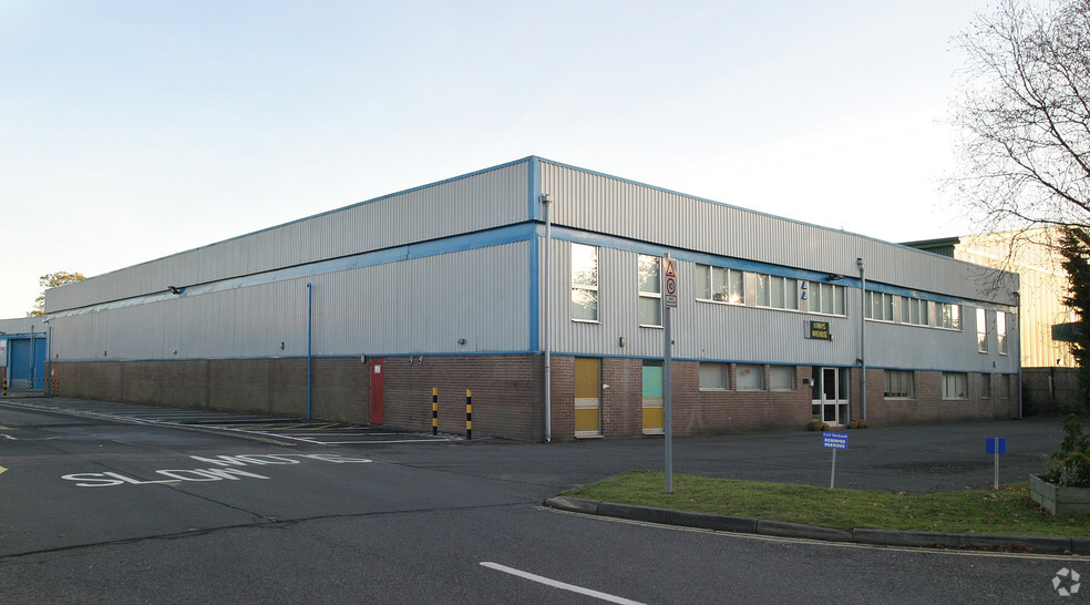 Lowfield Way, Lowfield Heath for lease - Building Photo - Image 2 of 2