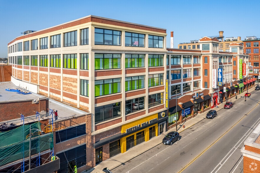 1836-1840 N Clybourn Ave, Chicago, IL for lease - Primary Photo - Image 1 of 7