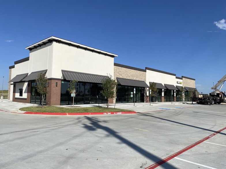 3032 FM 720, Oak Point, TX for lease - Building Photo - Image 1 of 2