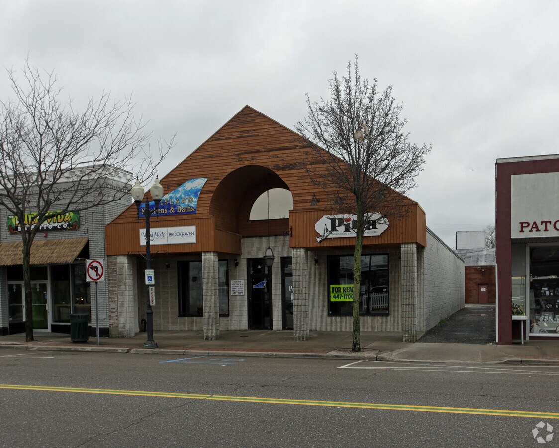 60 W Main St, Patchogue, NY 11772 Property Record