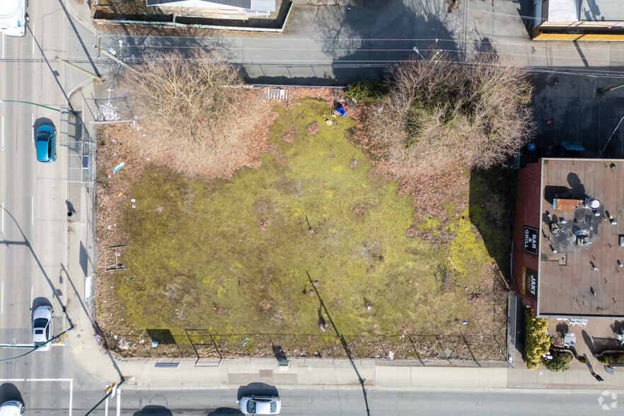 1407 41st Ave, Vancouver, BC for sale - Building Photo - Image 2 of 2