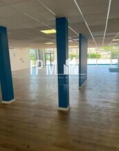 Retail in Cabriès for lease Interior Photo- Image 1 of 2