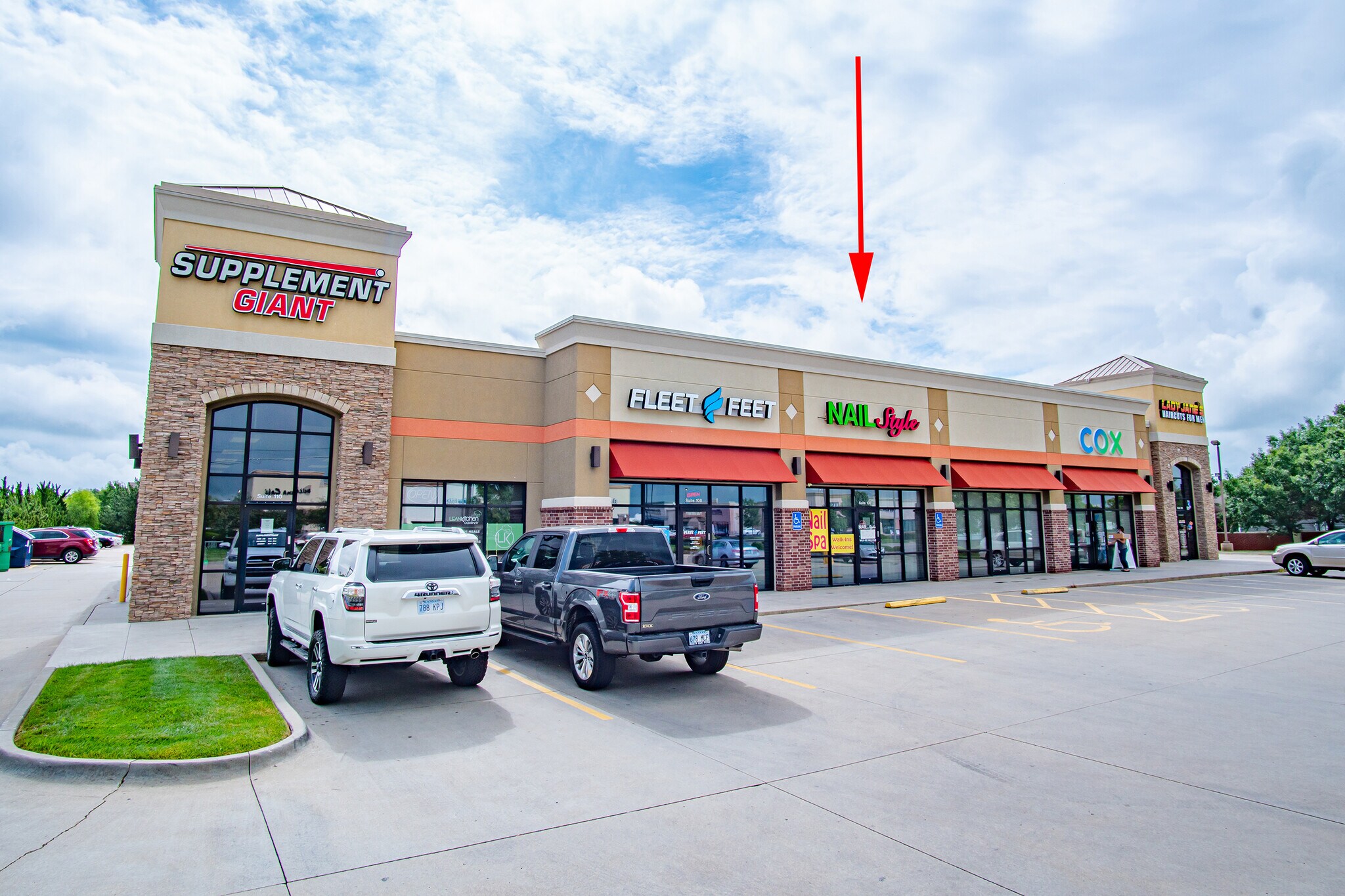 2556 N Maize Rd, Wichita, KS for sale Building Photo- Image 1 of 1