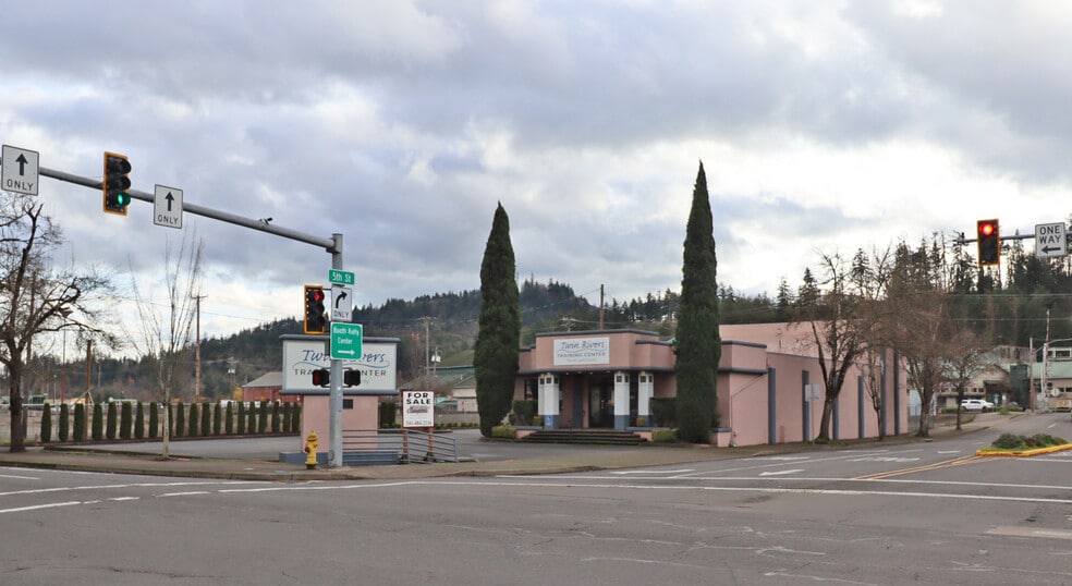505 S A St, Springfield, OR for lease - Building Photo - Image 2 of 14