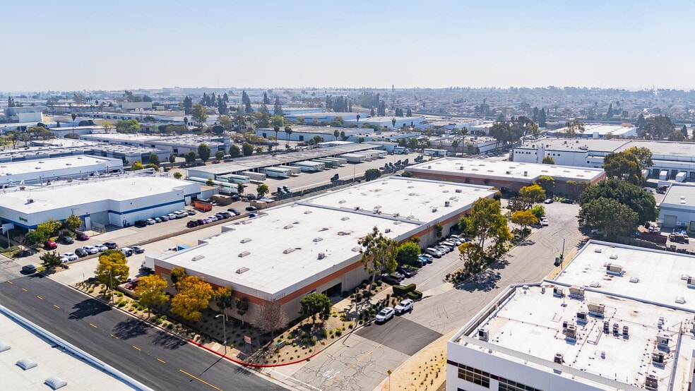17022 S Montanero Ave, Carson, CA for lease - Building Photo - Image 1 of 37