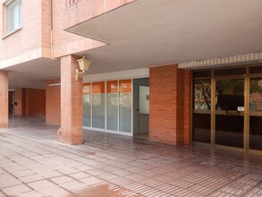 Retail in Martorell, Barcelona for lease Interior Photo- Image 2 of 12