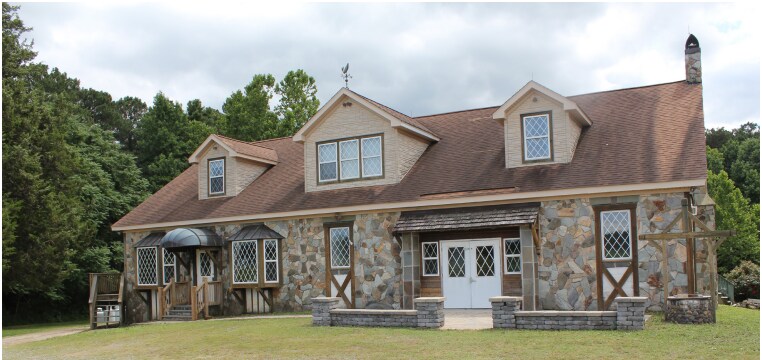 12180 Tidewater Trl, Saluda, VA for sale Building Photo- Image 1 of 1